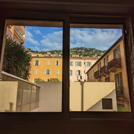 Hyper Et Calme, A 5 Metres De Monaco *